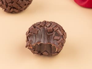 Brigadeiro Enroladinho - Meio Amargo | 50% Cacau